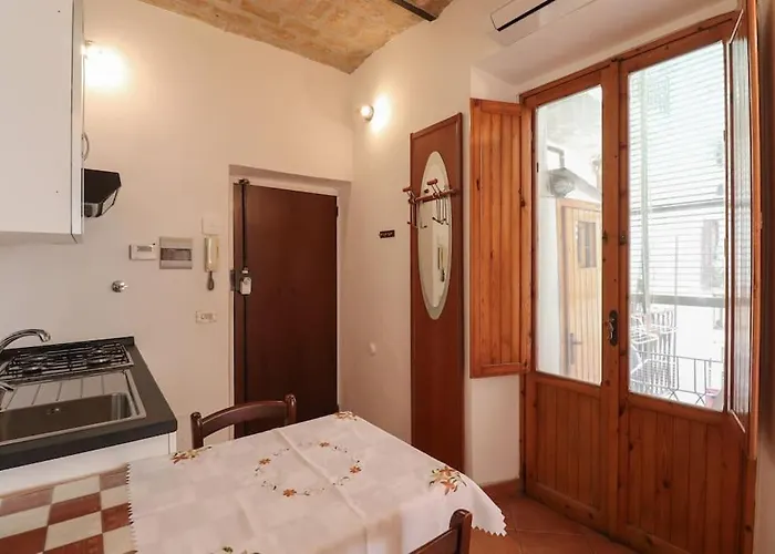 Apartamento In Via Plauto Roma